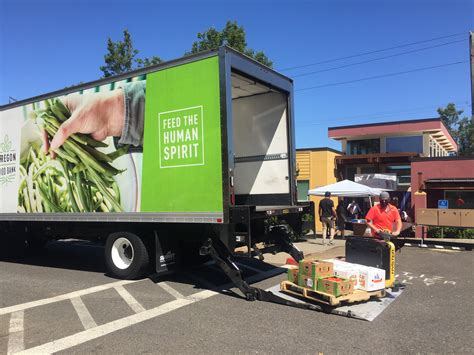 oregon food bank food pickup